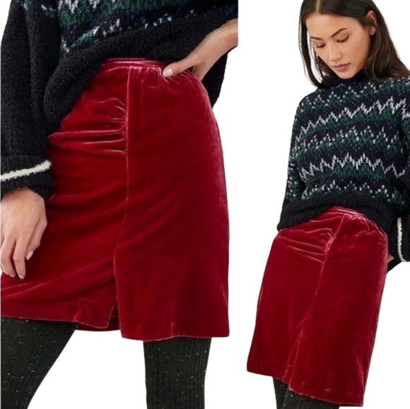 NEW Anthropologie Red Velvet Skirt Size 6